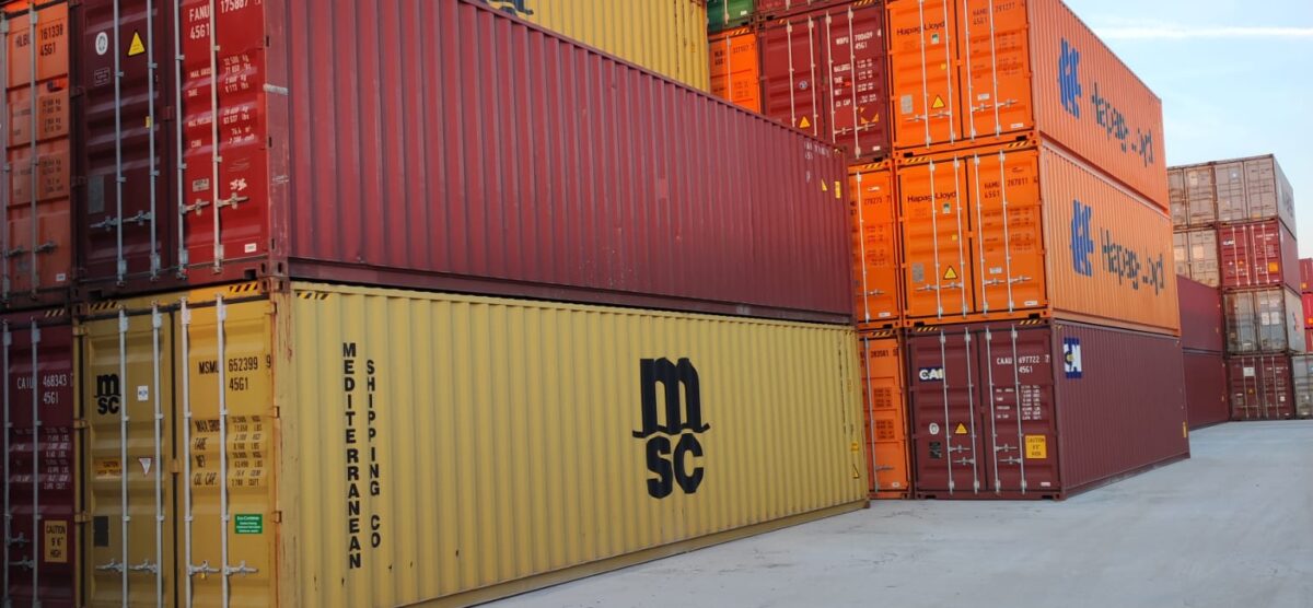 Arhitectura urbană din containere maritime – design modern, sustenabilitate și funcționalitate